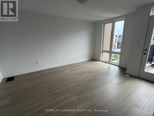 57 Jefferson Side Road, Richmond Hill, ON - Indoor Photo Showing Other Room