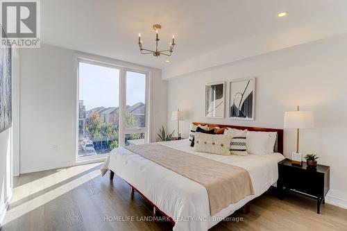 77 Jefferson Side Road, Richmond Hill, ON - Indoor Photo Showing Bedroom