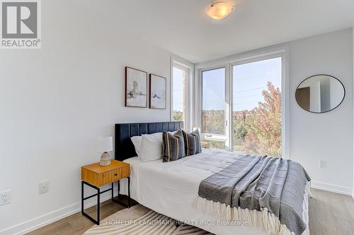 77 Jefferson Side Road, Richmond Hill, ON - Indoor Photo Showing Bedroom