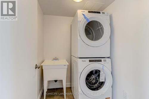 77 Jefferson Side Road, Richmond Hill, ON - Indoor Photo Showing Laundry Room
