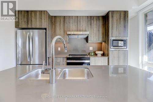 77 Jefferson Side Road, Richmond Hill, ON - Indoor Photo Showing Kitchen With Double Sink