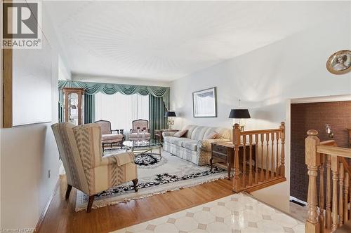 45 Rivercrest Road, Hamilton, ON - Indoor