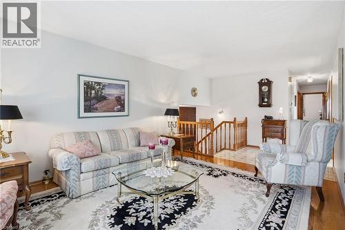 45 Rivercrest Road, Hamilton, ON - Indoor Photo Showing Living Room