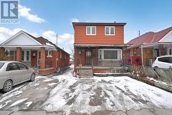 32 SHORTT STREET  Toronto, ON M6E 3X8