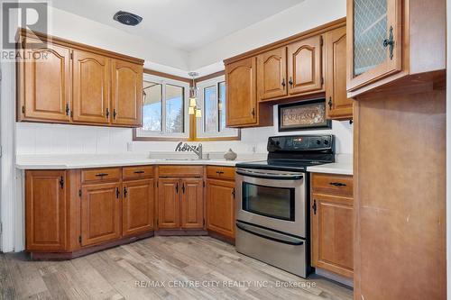 42420 John Wise Line, Central Elgin, ON - Indoor Photo Showing Kitchen