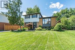 UPPER LEVEL - 43 EDGEBROOK CRESCENT  Brampton, ON L6T 1Y6