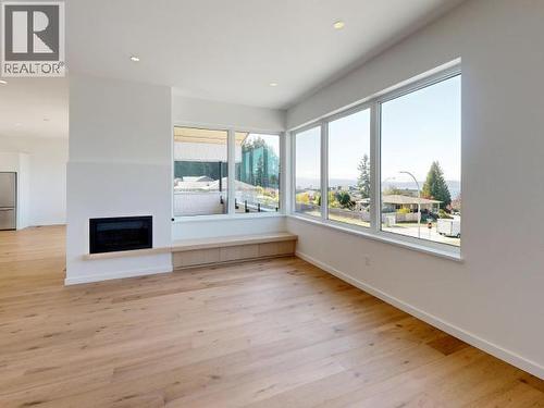 3900 Eagle Ridge Place, Powell River, BC - Indoor