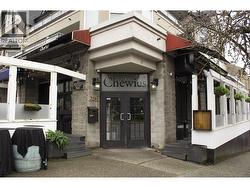 2201 W 1ST AVENUE  Vancouver, BC V6K 1E9