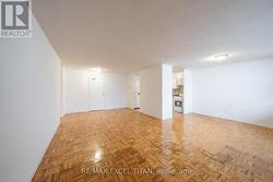 802 - 5 GLAMORGAN AVENUE  Toronto, ON M1P 4P1