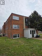 116 KING EDWARD Avenue Unit# 11 London, ON N5Z 3T1