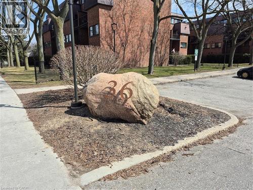 36 HAYHURST Road Unit# 334  Brantford, ON N3R 6Y9