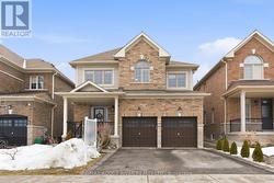 50 CALE AVENUE  Clarington (Courtice), ON L1E 0H4