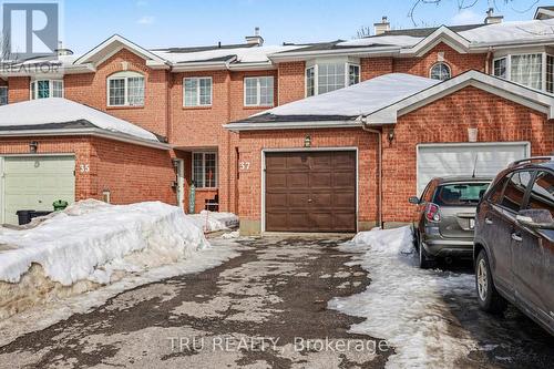 37 Daventry Crescent, Ottawa, ON - Outdoor With Exterior