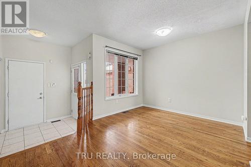 37 Daventry Crescent, Ottawa, ON - Indoor Photo Showing Other Room