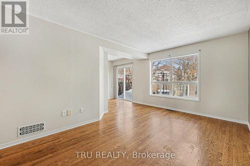 37 Daventry Crescent, Ottawa, ON - Indoor