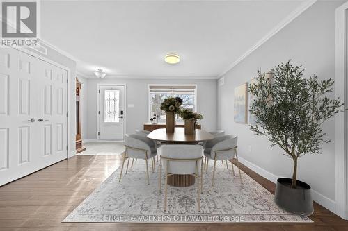 Living room could easily be a formal dining area - 1005 Gold Crescent, Ottawa, ON 
