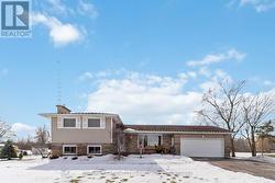147 CAIRNS CRESCENT  Fort Erie (Bowen), ON L2A 5M4