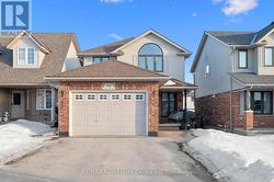 98 CEDARVALE AVENUE  Guelph (Grange Road), ON N1E 7K2