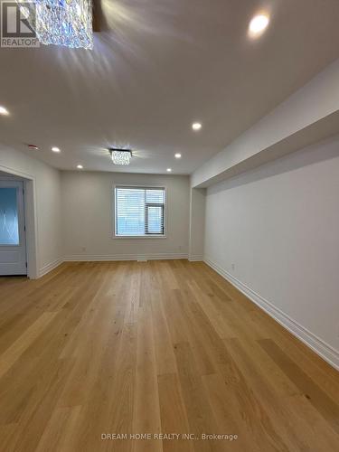 Upper - 9 Rusholme Drive E, Toronto, ON - Indoor Photo Showing Other Room