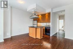 709 - 1121 BAY STREET  Toronto, ON M5S 2B3