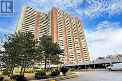 PH18 - 5 MASSEY SQUARE  Toronto, ON M4C 5L6