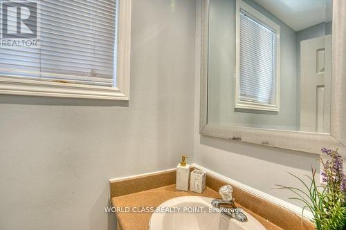 3 Hesham Drive, Whitby, ON - Indoor Photo Showing Bathroom