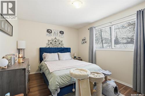 917 7Th Avenue N, Saskatoon, SK - Indoor Photo Showing Bedroom