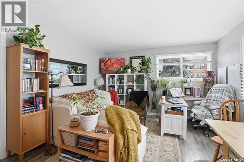 917 7Th Avenue N, Saskatoon, SK - Indoor