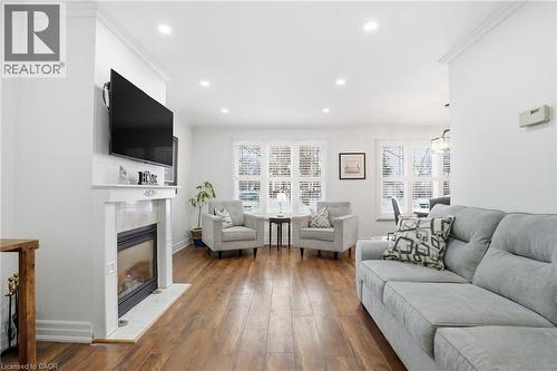 697 Lomond Crescent, Burlington, ON - Indoor Photo Showing Living Room With Fireplace