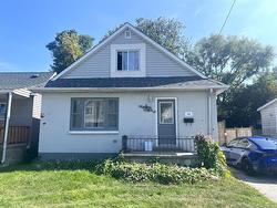 332 MITTON Street NORTH Sarnia, ON N7T 6J5