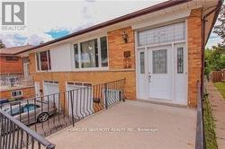 UPPER LEVEL - 31 LAKELAND DRIVE  Toronto, ON M9V 1M8