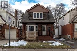 132 GLEN Road  Hamilton, ON L8S 3M9