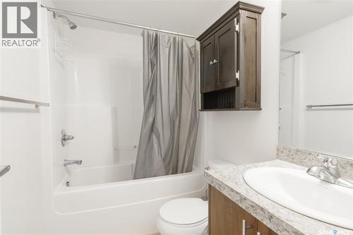 1121 5500 Mitchinson Way, Regina, SK - Indoor Photo Showing Bathroom