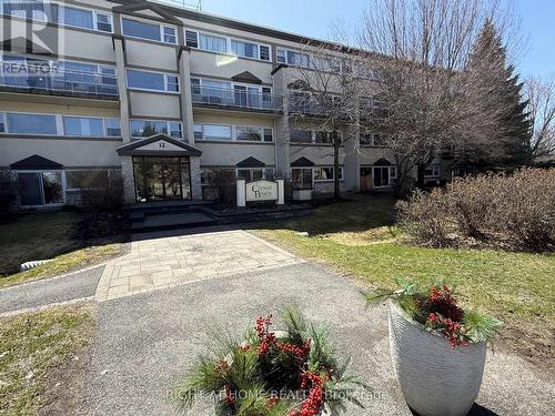 121 - 12 CORKSTOWN ROAD  Ottawa, ON K2H 5B3