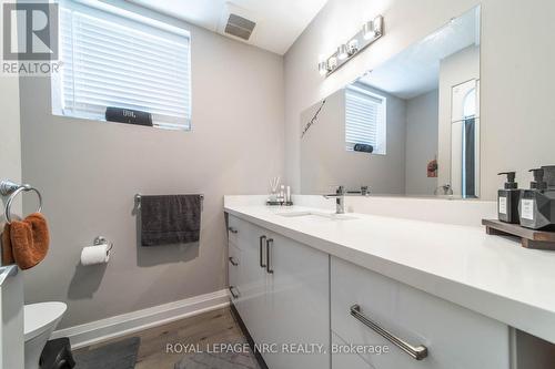37A Ormonde Avenue, St. Catharines (Facer), ON - Indoor Photo Showing Bathroom