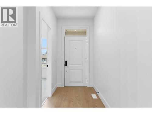 2468 Bradley Drive, Armstrong, BC - Indoor Photo Showing Other Room