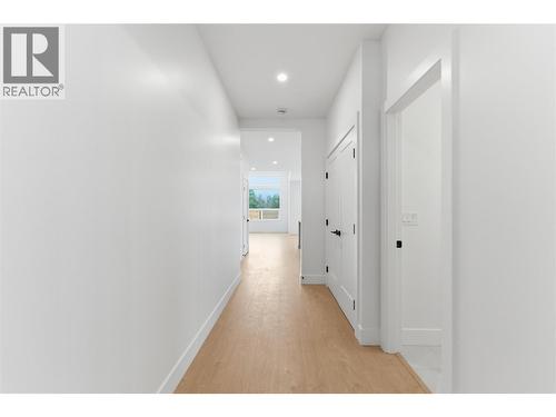 2468 Bradley Drive, Armstrong, BC - Indoor Photo Showing Other Room