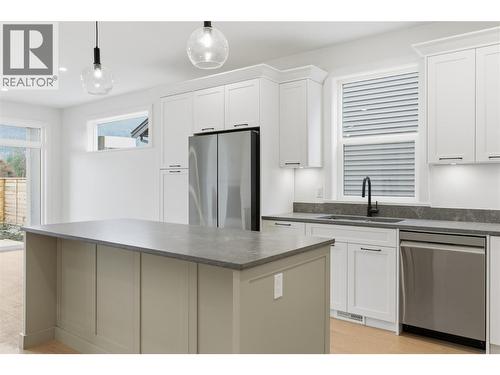 2468 Bradley Drive, Armstrong, BC - Indoor Photo Showing Kitchen With Upgraded Kitchen