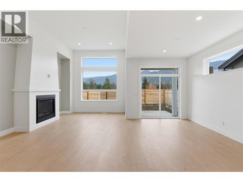 2468 Bradley Drive, Armstrong, BC - Indoor With Fireplace