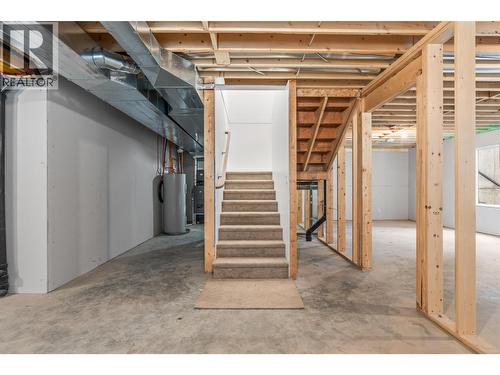 2468 Bradley Drive, Armstrong, BC - Indoor Photo Showing Other Room