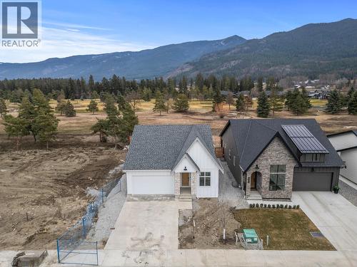 2468 Bradley Drive, Armstrong, BC - Outdoor