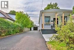 549 WATERLOO Street  Hamilton, ON L8H 6V6