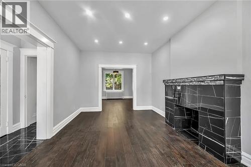 172 Sherman Avenue S, Hamilton, ON - Indoor Photo Showing Other Room