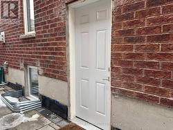 886 GROVELAND AVENUE  Oshawa, ON L1K 0W1