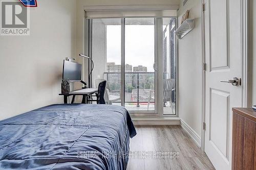 911A - 9608 Yonge Street, Richmond Hill, ON - Indoor Photo Showing Bedroom