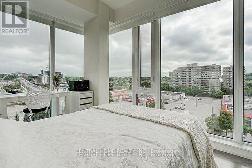 911A - 9608 Yonge Street, Richmond Hill, ON - Indoor Photo Showing Bedroom
