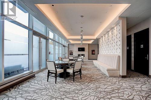 911A - 9608 Yonge Street, Richmond Hill, ON - Indoor