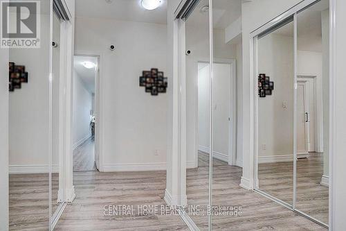 911A - 9608 Yonge Street, Richmond Hill, ON - Indoor Photo Showing Other Room