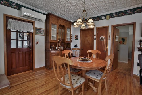 Cuisine - 331 Rue Masson, Sainte-Thècle, QC - Indoor Photo Showing Dining Room