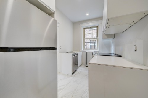 Cuisine - 16-4328 Rue Sherbrooke O., Westmount, QC - Indoor